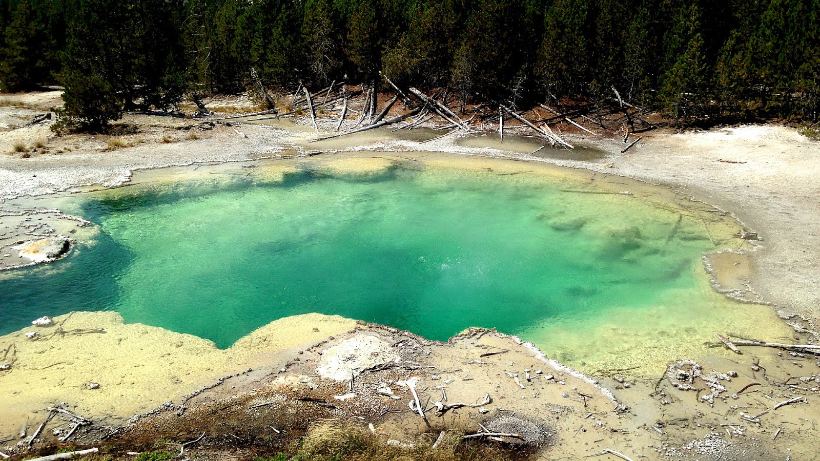 The more ambitious and adventurous travelers (of course we would fall into that category!) will opt for a route that takes you through jackson hole and grand teton national park. Distance From Salt Lake City To Yellowstone Trip to Lake