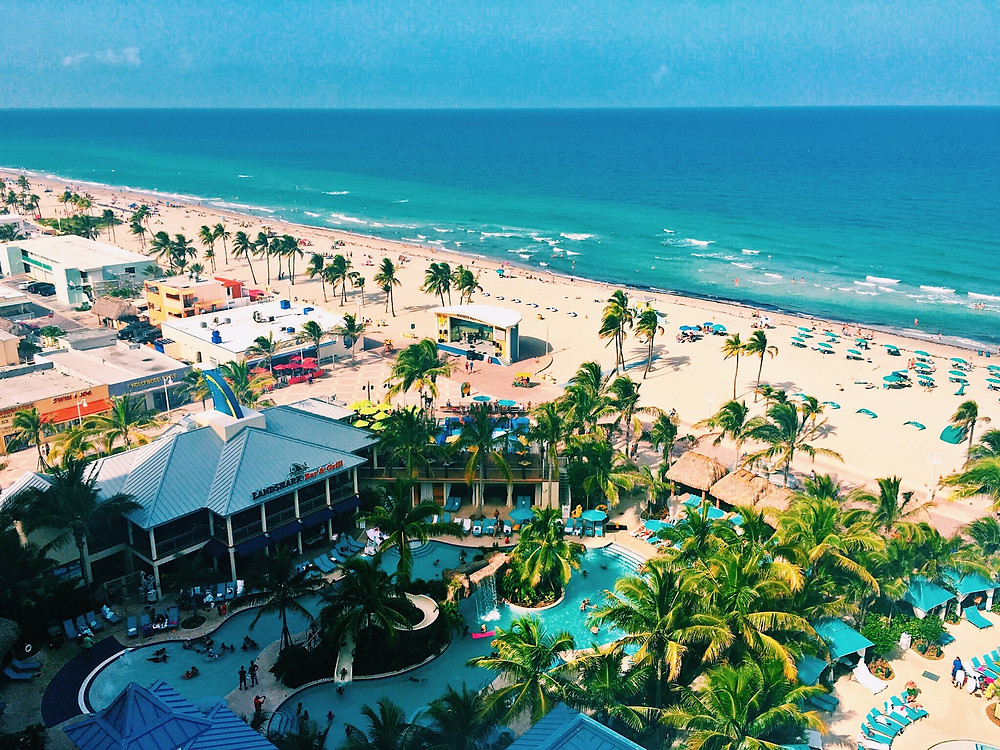 Web hollywood beach broadwalk, hollywood: The Hollywood Beach Boardwalk