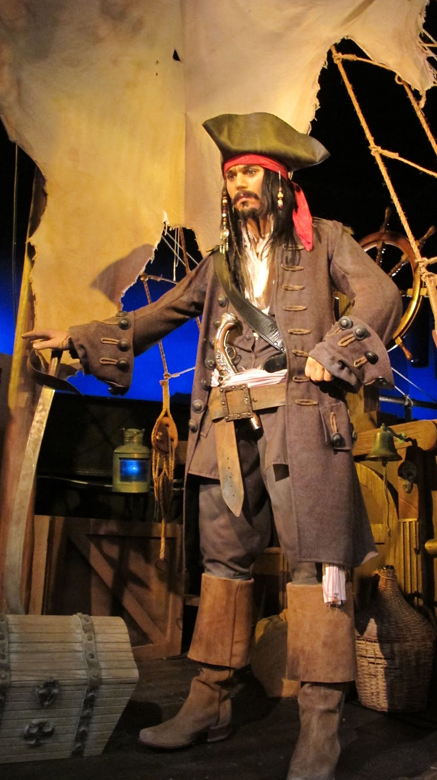 Web these are the opening hours: 365 los angeles 216 The Hollywood Wax Museum